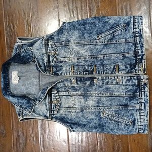 Chiqle Architect Bleached Women’s Denim Vest Size Medium
